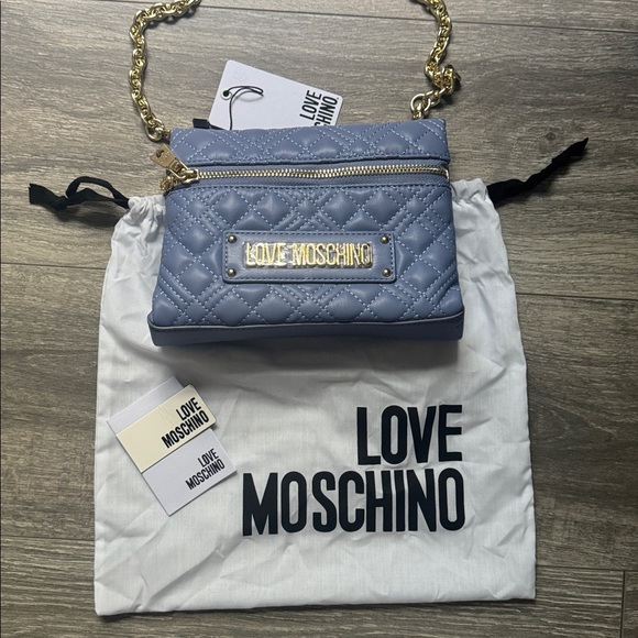 Moschino Quilted Blue Crossbody with Gold Chain - Picture 4 of 4